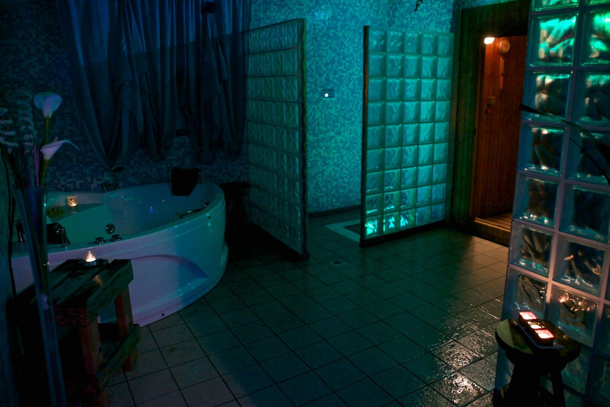 Hotel Leonardo Чезенатико Экстерьер фото
