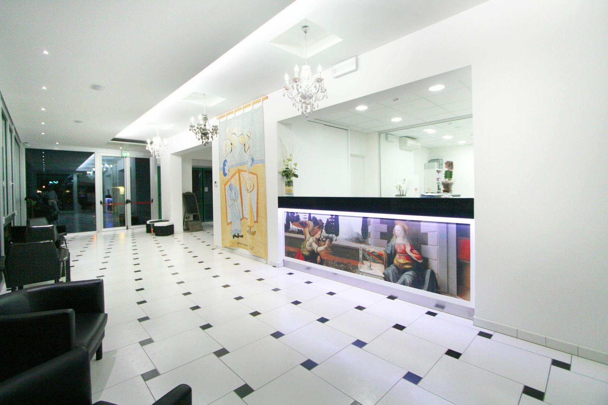Hotel Leonardo Чезенатико Экстерьер фото